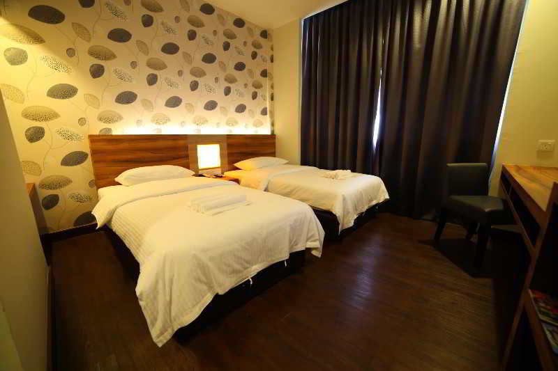 Waterfront Boutique Hotel Петалинг Джая Екстериор снимка